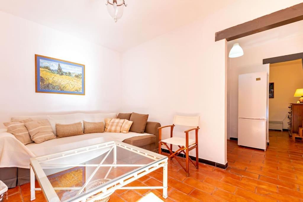 Corral Central Oasis Севилья Экстерьер фото
